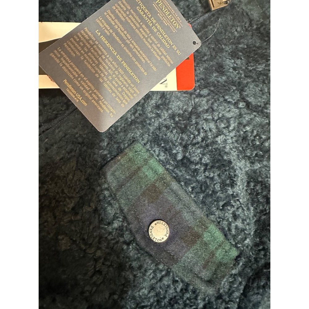 Pendleton NWT Blue Sherpa Plaid Fleece Jacket Medium - Picture 2 of 9